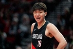 根本不丢!杨瀚森篮下对抗再打进 目前已经7中7
