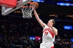 一人扛双塔!珀尔特尔半场5中5拿10分 骑士双塔合计10分