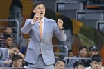 媒体人:杜锋策略是防内线/快轮转/点名周琦 奈何替补差距太明显