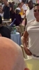 经典啊!现场DJ认出了乔丹,直接播放老公牛的BGM!