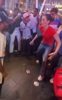 笑死我了!纽约女球迷太疯狂了😂